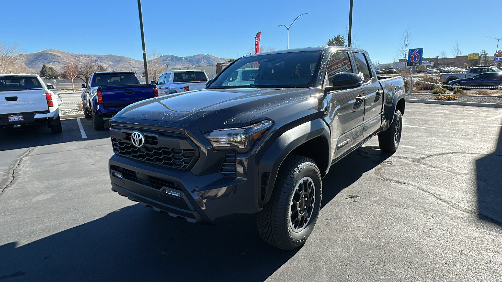 2025 TOYOTA Tacoma TRD Off-Road 7