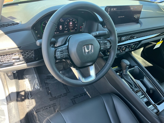 2024 Honda Accord Hybrid Touring 17