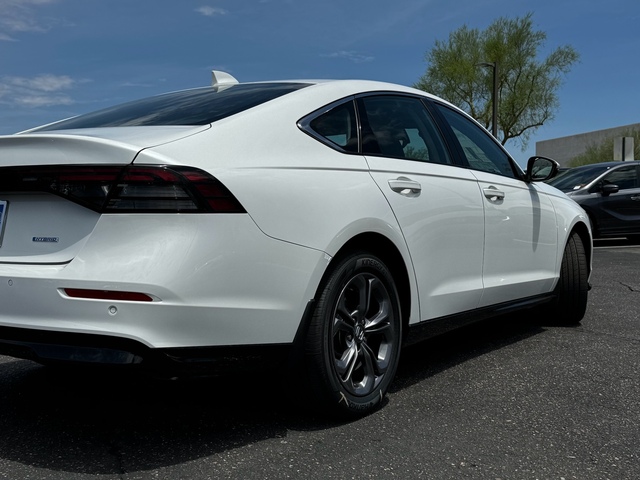 2024 Honda Accord Hybrid EX-L 8