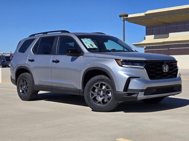 2025 Honda Pilot TrailSport 2