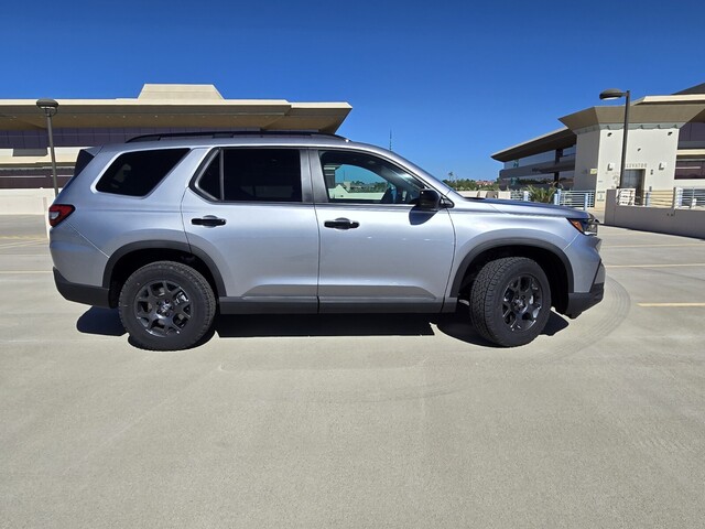 2025 Honda Pilot TrailSport 4