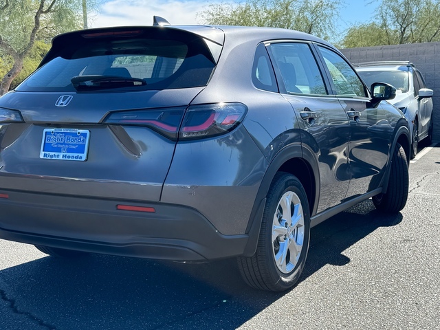 2025 Honda HR-V LX 8