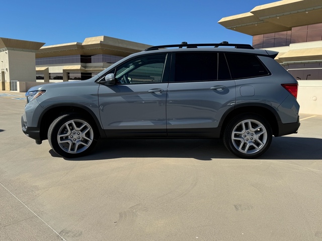 2025 Honda Passport EX-L 11