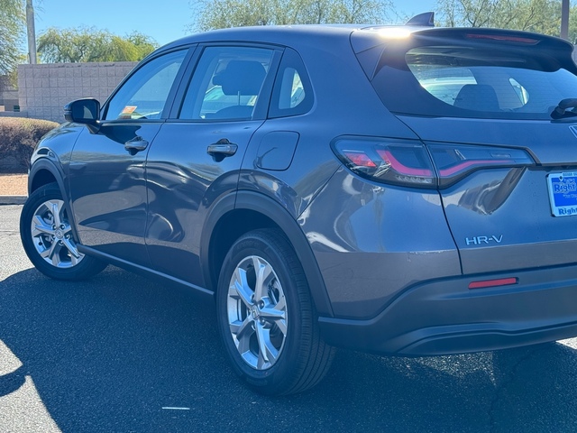 2025 Honda HR-V LX 10