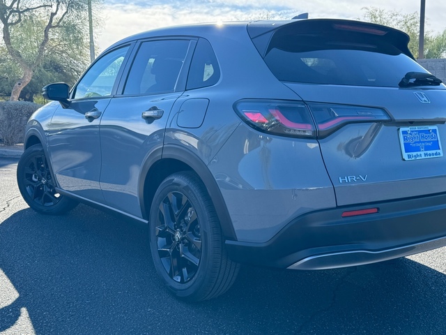 2025 Honda HR-V Sport 10