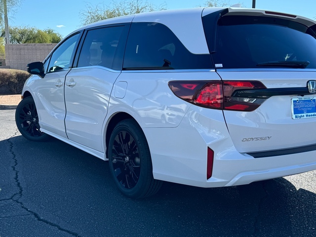 2025 Honda Odyssey Sport-L 10