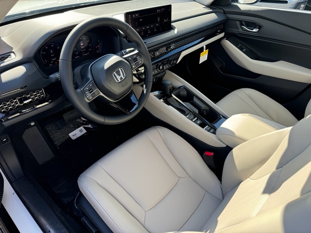 2025 Honda Accord Hybrid EX-L 15