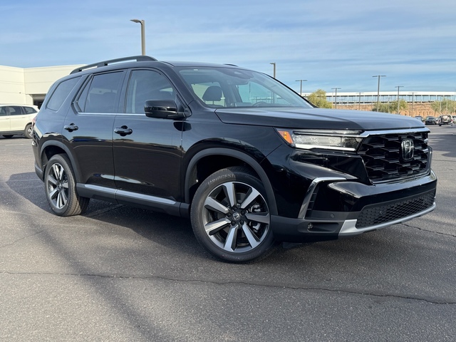 2025 Honda Pilot Touring 1