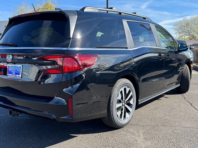 2025 Honda Odyssey EX-L 8