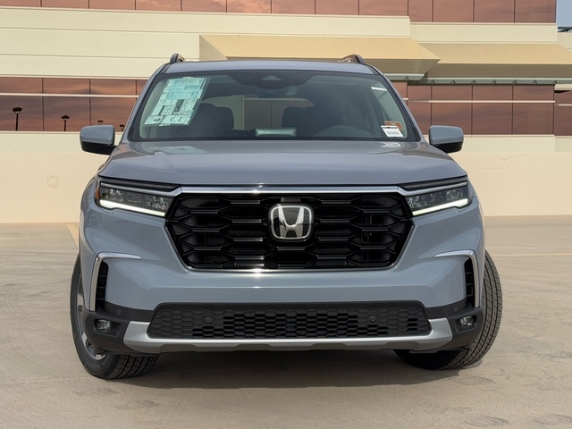 2025 Honda Pilot Touring 3