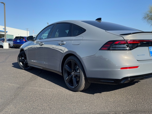 2025 Honda Accord Hybrid Sport-L 9