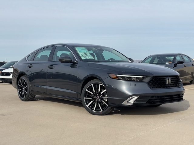 2025 Honda Accord Hybrid Touring 2