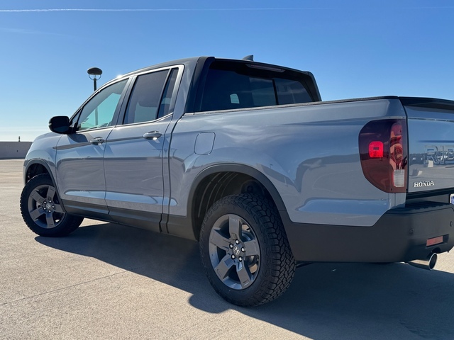 2025 Honda Ridgeline TrailSport 9