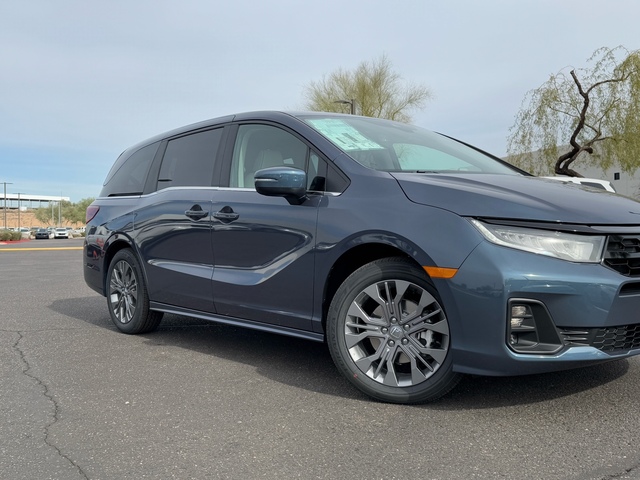 2025 Honda Odyssey Touring 4