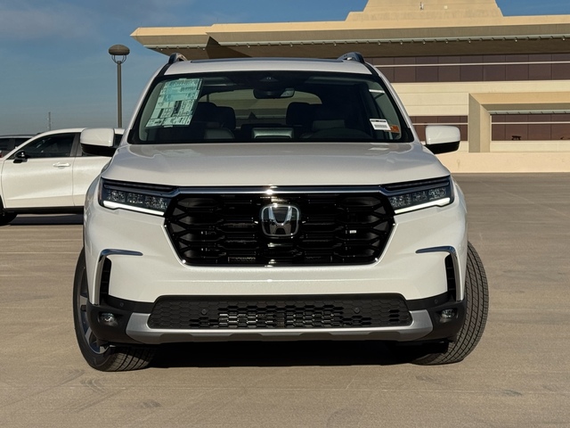 2025 Honda Pilot Touring 3