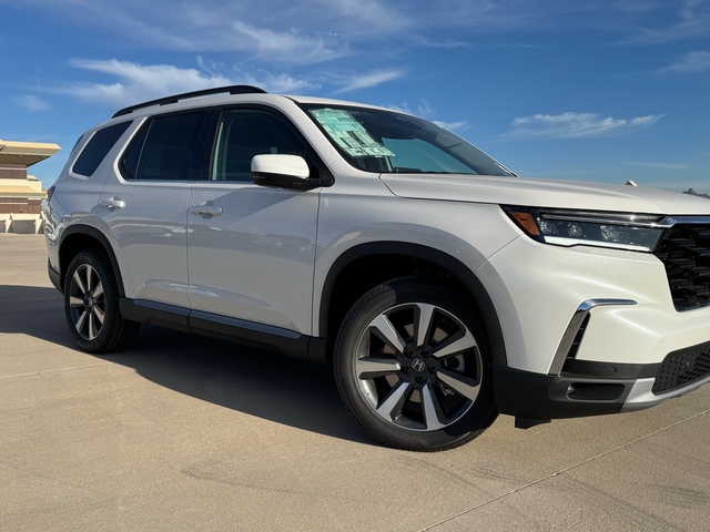 2025 Honda Pilot Touring 4