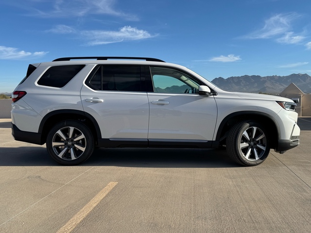 2025 Honda Pilot Touring 5