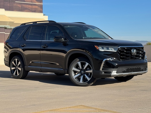 2025 Honda Pilot Touring 1