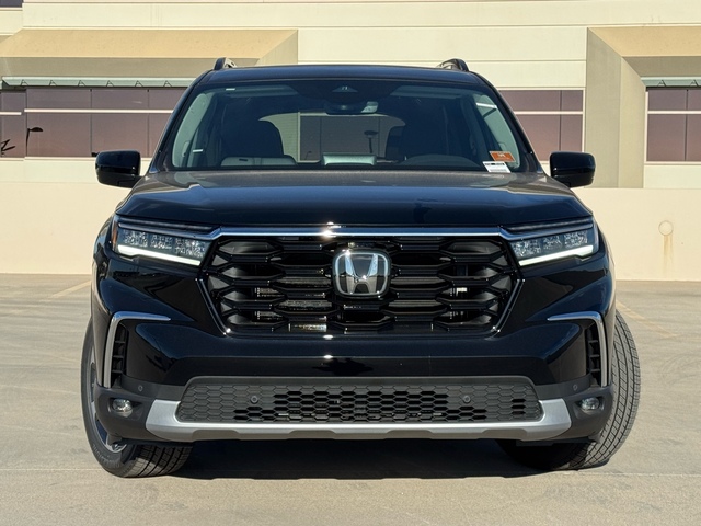 2025 Honda Pilot Touring 3