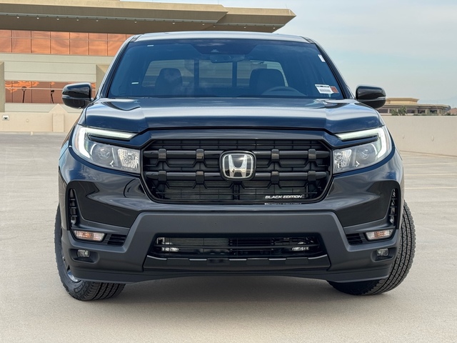 2025 Honda Ridgeline Black Edition 3