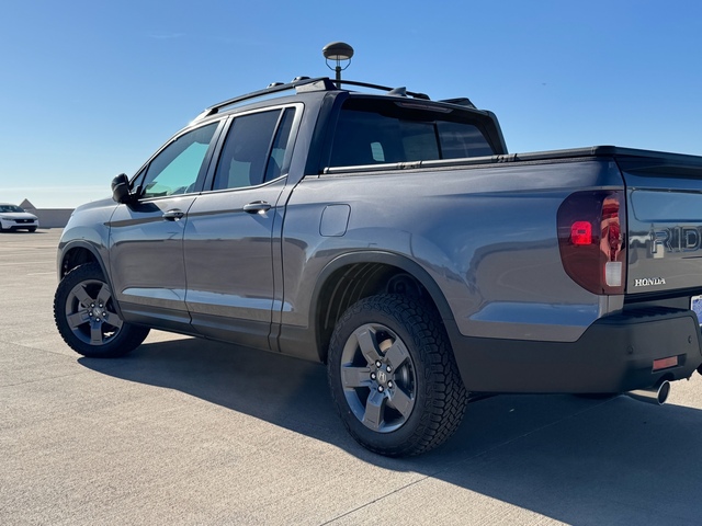 2025 Honda Ridgeline TrailSport 9