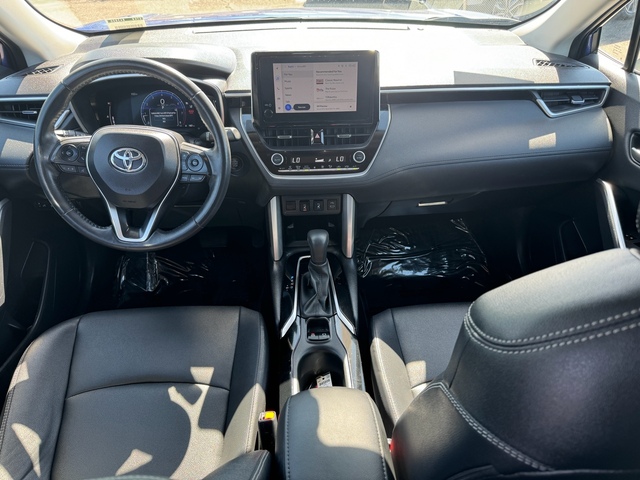 2024 Toyota Corolla Cross XLE 26