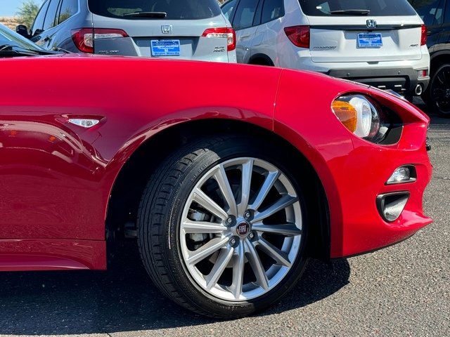 2020 Fiat 124 Spider Lusso 5