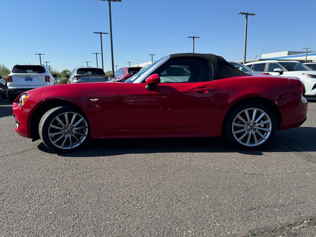 2020 Fiat 124 Spider Lusso 11