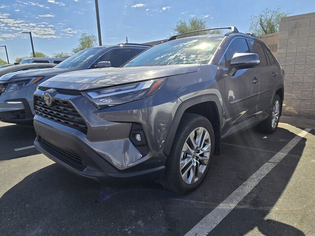 2024 Toyota RAV4 XLE Premium 5