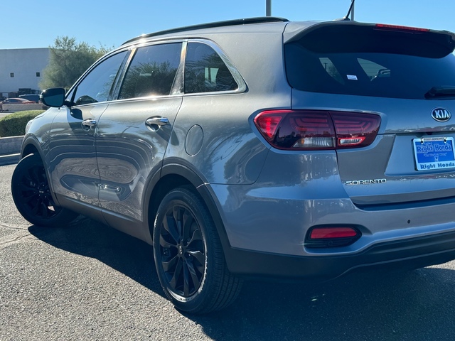 2019 Kia Sorento S 10