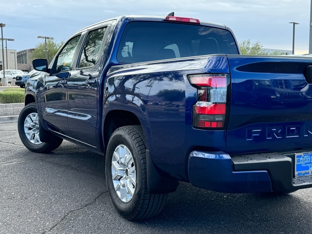 2022 Nissan Frontier SV 10