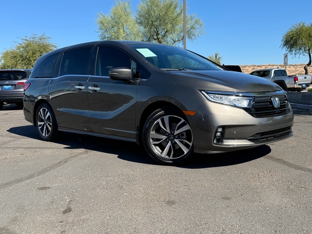 2023 Honda Odyssey Touring 1