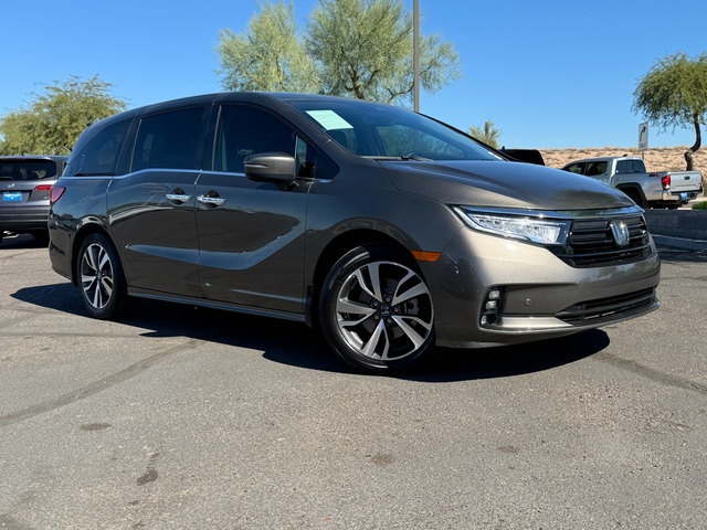 2023 Honda Odyssey Touring 2