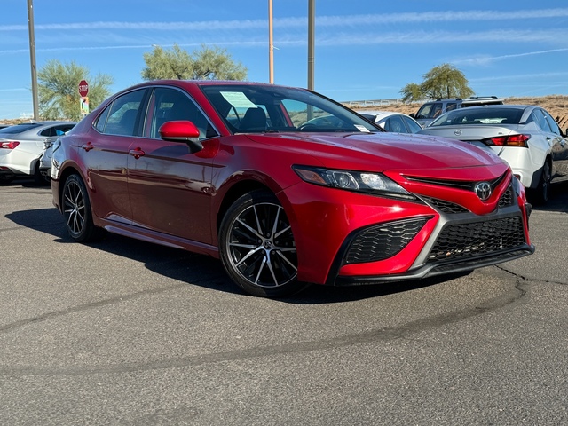 2021 Toyota Camry SE 1