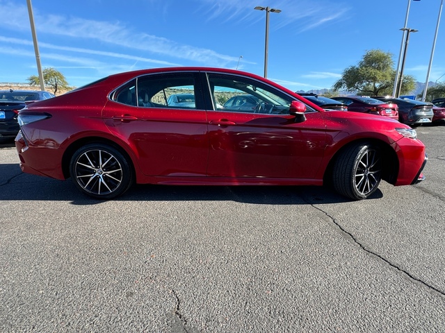 2021 Toyota Camry SE 7