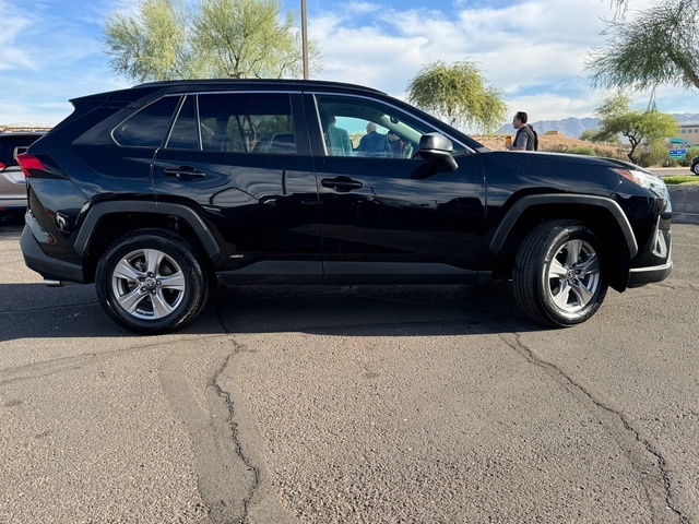 2024 Toyota RAV4 Hybrid LE 7