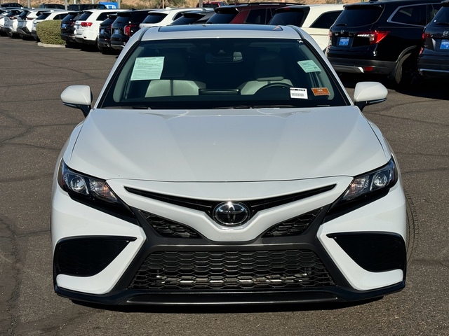 2024 Toyota Camry SE 3