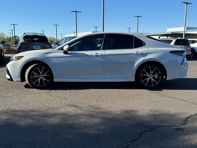 2024 Toyota Camry SE 11