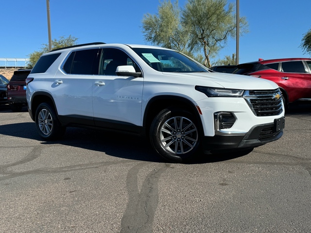 2023 Chevrolet Traverse LT 2