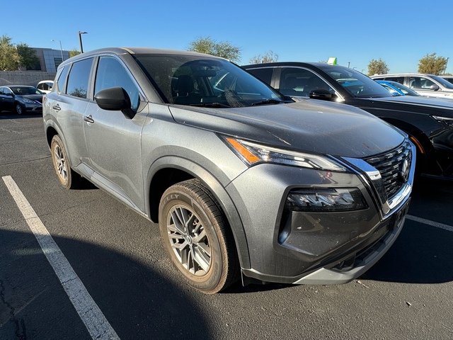 2023 Nissan Rogue S 2