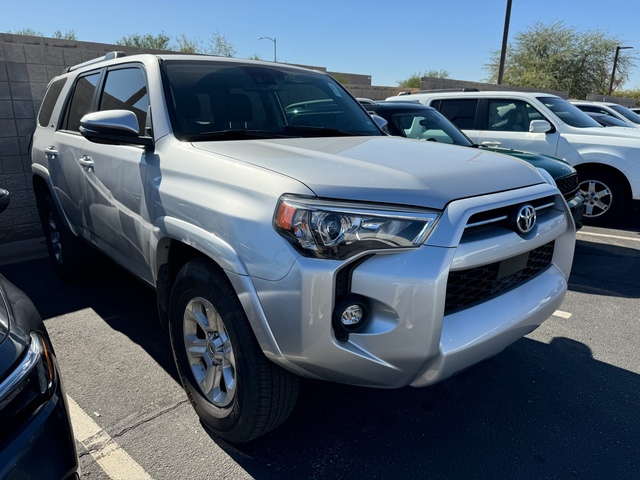 2023 Toyota 4Runner SR5 Premium 2