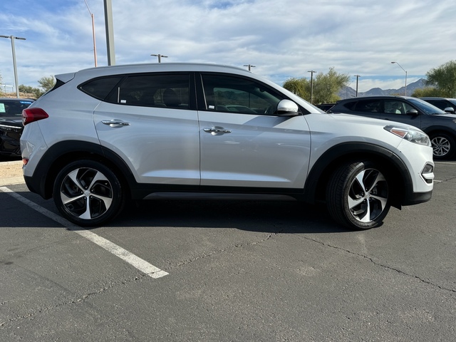 2016 Hyundai TUCSON  7