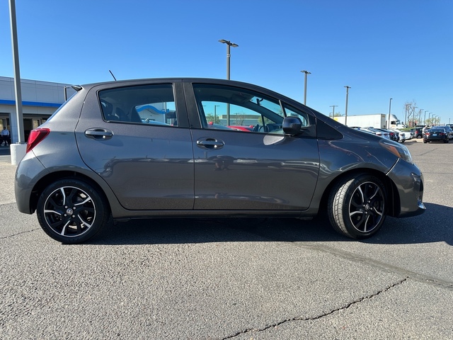 2016 Toyota Yaris  3