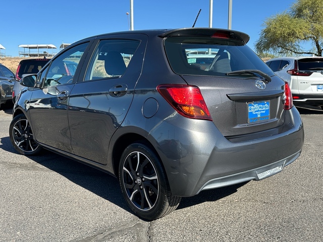 2016 Toyota Yaris  7