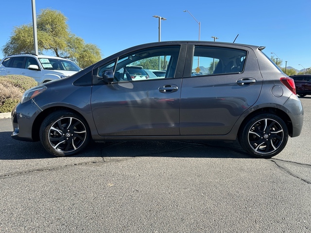 2016 Toyota Yaris  9