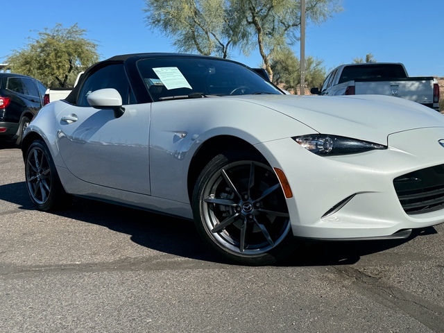 2019 Mazda MX-5 Miata Grand Touring 6