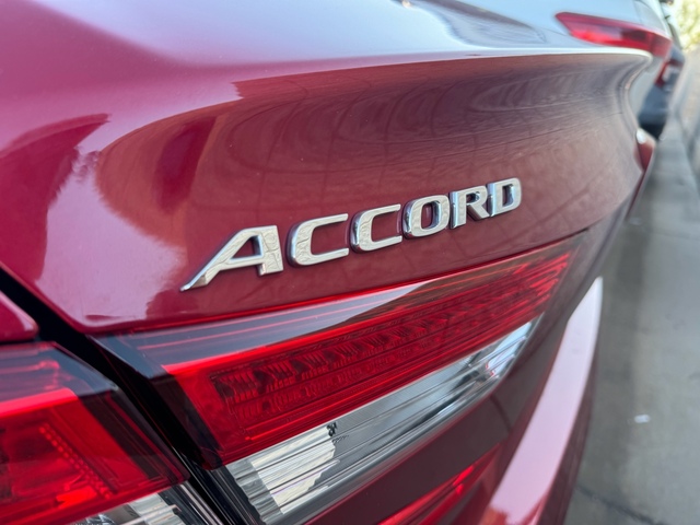 2019 Honda Accord EX 8