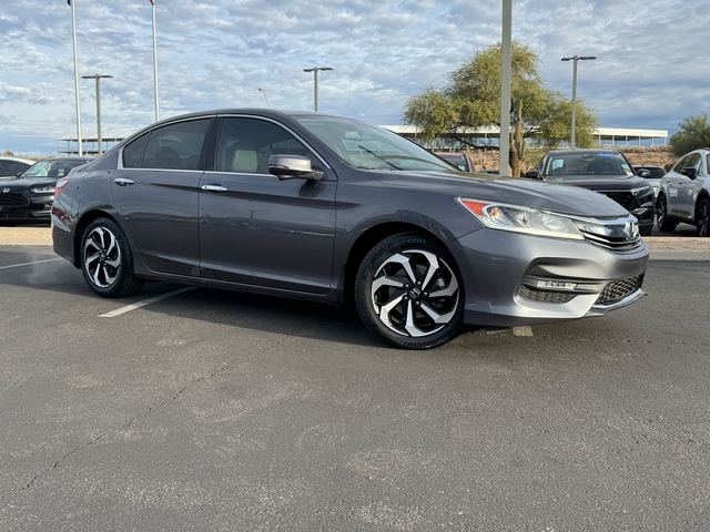 2017 Honda Accord  1