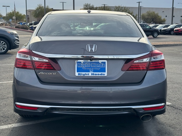 2017 Honda Accord  9