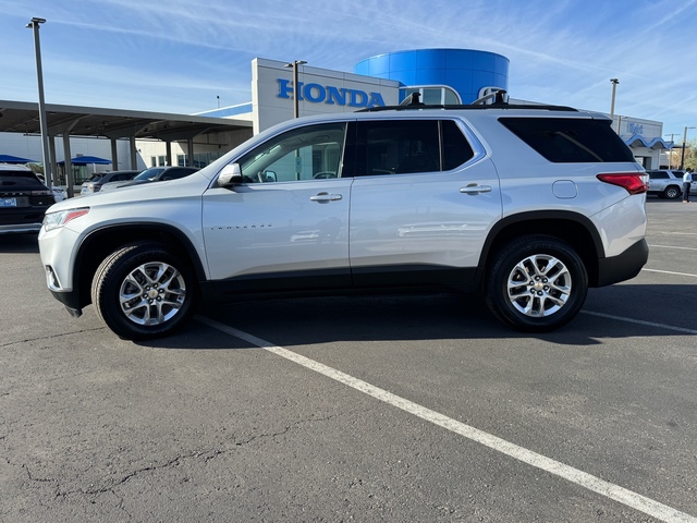 2021 Chevrolet Traverse LT 11